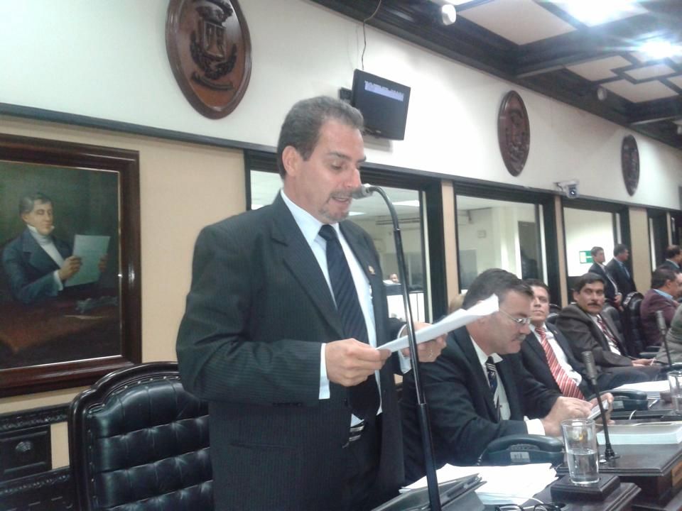 Rep. Marvin Atencio (PAC) is considering presenting a bill before Costa Rica’s Legislative Assembly to legalize human euthanasia. (CRHoy.com)