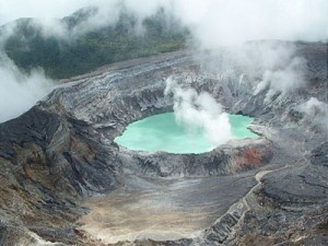 Irazu-Volcano