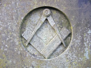 Square_and_compasses2