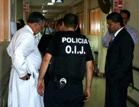 Costa Rica’s Attorney General’s Office on June 18 arrested Dr. Francisco Mora (left) for allegedly leading an organ-trafficking operating in the Central American nation and Israel. (Courtesy of the Judicial Investigation Organization)