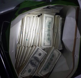 DINERO-PCD-03-281x500